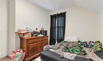 70 Lincoln Ave, Central Falls, RI 02863