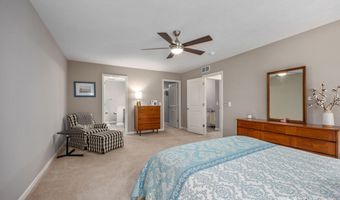 9231 Trafalgar Dr SE, Alto, MI 49302