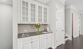 741 Topsail Ln, Alpharetta, GA 30005