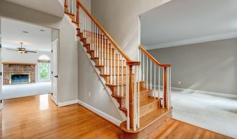 24188 SPRING MEADOW Cir, Aldie, VA 20105