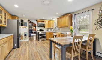 101 Williams Rd, Ashburnham, MA 01430
