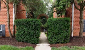 4002 LINKWOOD Rd D, Baltimore, MD 21210