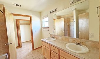 1106 W Eagle Pass, Alpine, TX 79830