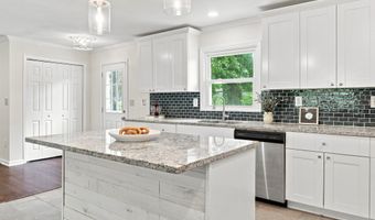 4691 Roberta Cir, Austell, GA 30106