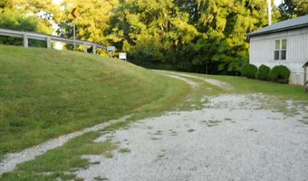 996 Mcbroom Branch Rd, Baxter, TN 38544