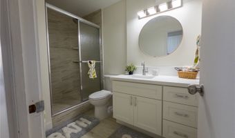 425 Ena Rd 607C, Honolulu, HI 96815