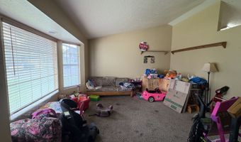 601 Pinecone Cir, Elko, NV 89801