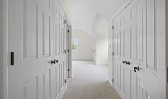 18 Shannon Way, Brentwood, NH 03833