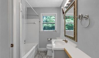 6101 Misty Valley Dr SE, Acworth, GA 30102