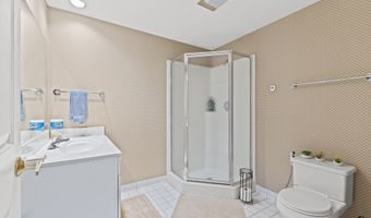 2766 Maitland Dr, Ann Arbor, MI 48105