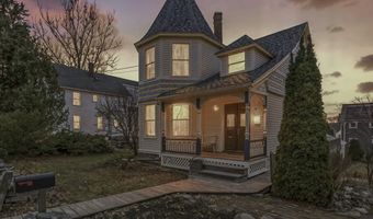 38 Union St, Belfast, ME 04915
