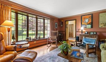 10 Bartlett Rd, Middletown, RI 02842