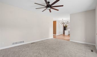 305 NE 16th St, Ankeny, IA 50021