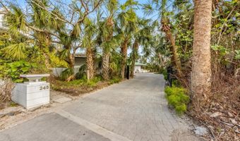 245 WILLOW Ave, Anna Maria, FL 34216