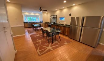 1268 Ulupii St, Kailua, HI 96734