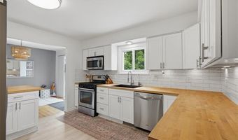 105 Highlake Ave, Ann Arbor, MI 48103