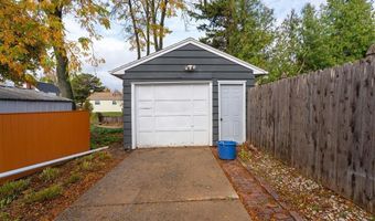 1504 W PINE St, Appleton, WI 54914