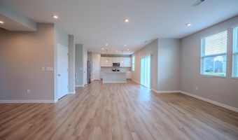 319 Honeysuckle St, Ashville, OH 43103