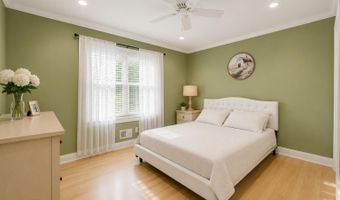 653 Neptune Ave, Beachwood, NJ 08722