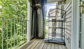 655 BURTONS COVE Way 14, Annapolis, MD 21401