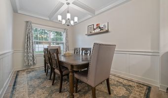 4 Harpoon Dr, Barnegat, NJ 08005