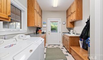3057 Hwy 71, Cambridge, ID 83610