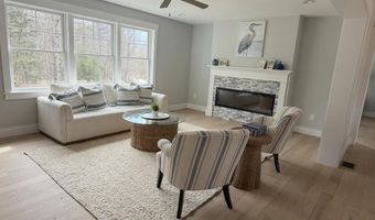 606 Alton Mountain Rd, Alton, NH 03810