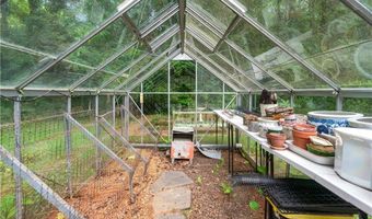 2760 Caraway Dr, Tucker, GA 30084