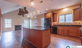 5041 Saw Grass Dr, Allen, PA 18067