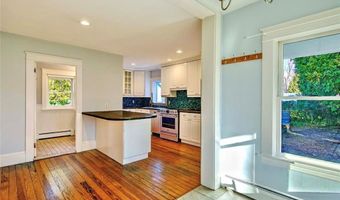 18 Orchard Ave, Barrington, RI 02806