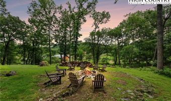527 Red Tailed Hawk Rd, Banner Elk, NC 28604