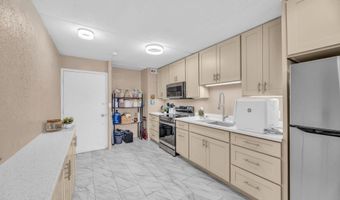 111 KAHULUI BEACH Rd D-402, Kahului, HI 96732