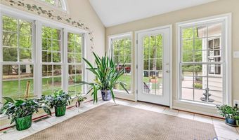387 Woodruff Dr, Aylett, VA 23009