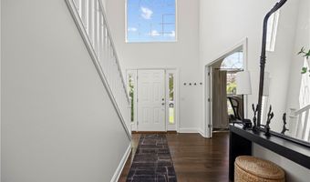 435 Country Walk, Amherst, OH 44001