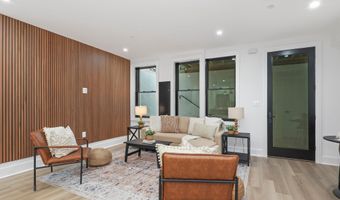 4411 ILLINOIS Ave NW, Washington, DC 20011