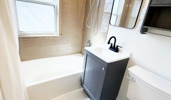 512 S Kline St, Aberdeen, SD 57401