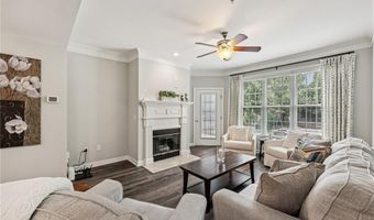 333 Ashford Cir, Atlanta, GA 30338