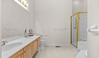 1700 Highview Circle Ct, Ballwin, MO 63021