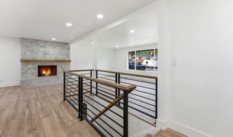 871 N BONITA Way E, Centerville, UT 84014