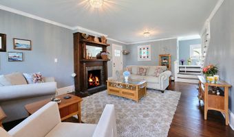 9 Ocean Ave, Amityville, NY 11701