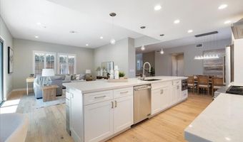 261 Chinquapin Ave, Carlsbad, CA 92008