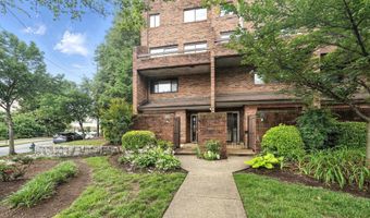 1055 MICHIGAN Ave NE, Washington, DC 20017