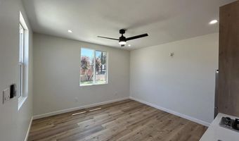 2501 Davis Ave, Carlsbad, CA 92008