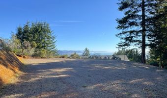 97661 MARINA HEIGHTS Loop, Brookings, OR 97415