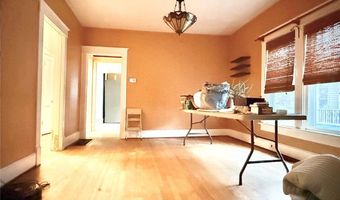 605 Mechanic St, Alton, IL 62002