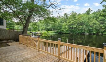 87 Jackson Schoolhouse Rd, Glocester, RI 02814