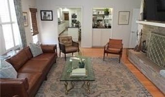 220 Lake Shore Dr, Alma, GA 31510