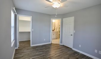 717 Chancery Ln, Aberdeen, NC 28315