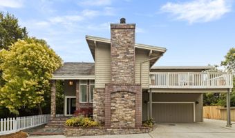 674 Clubhouse Dr, Aptos, CA 95003