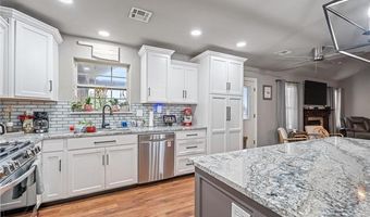 5514 Ashbrook Dr, Bartlesville, OK 74006